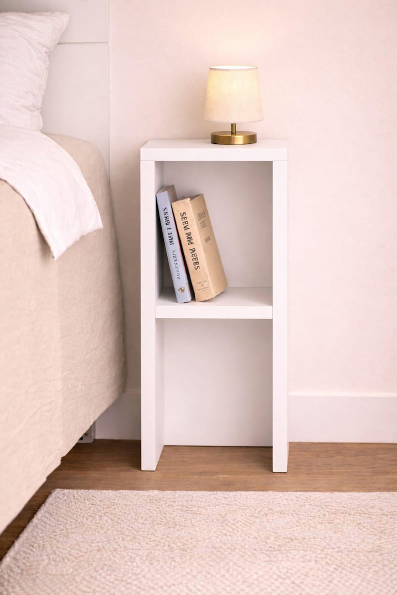 Table de chevet fine 60 cm