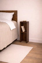 Table de chevet fine 60 cm